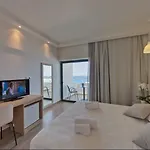 Europa Hotell 3*