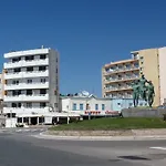 Europa Ξενοδοχείο 3*